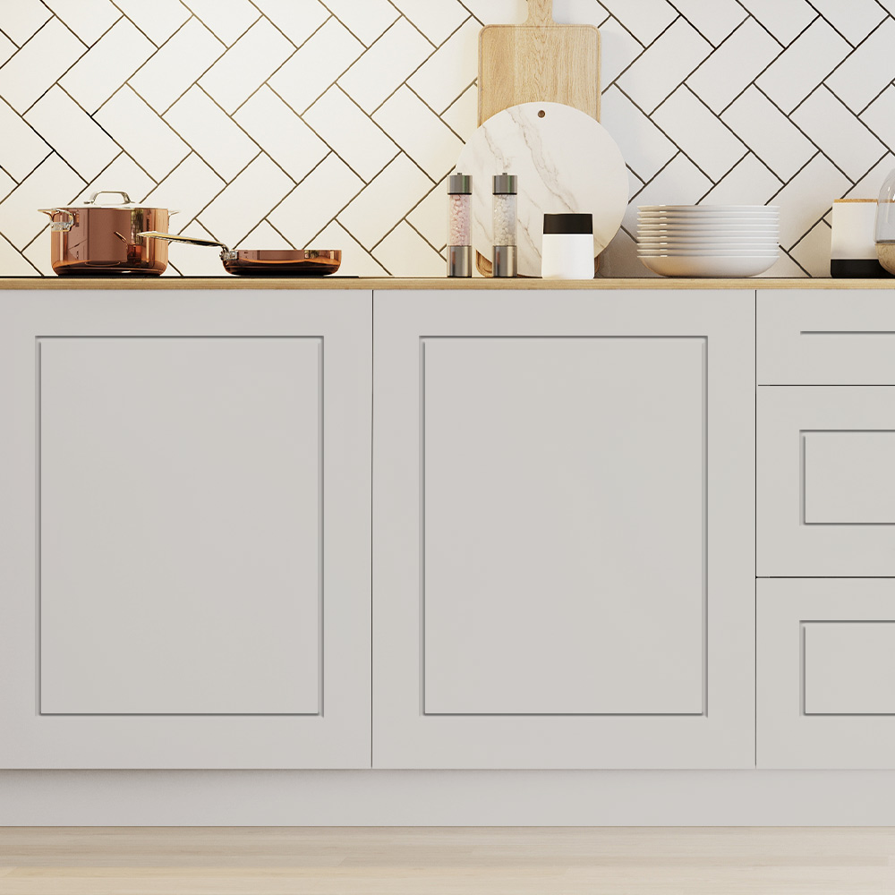traditional shaker door