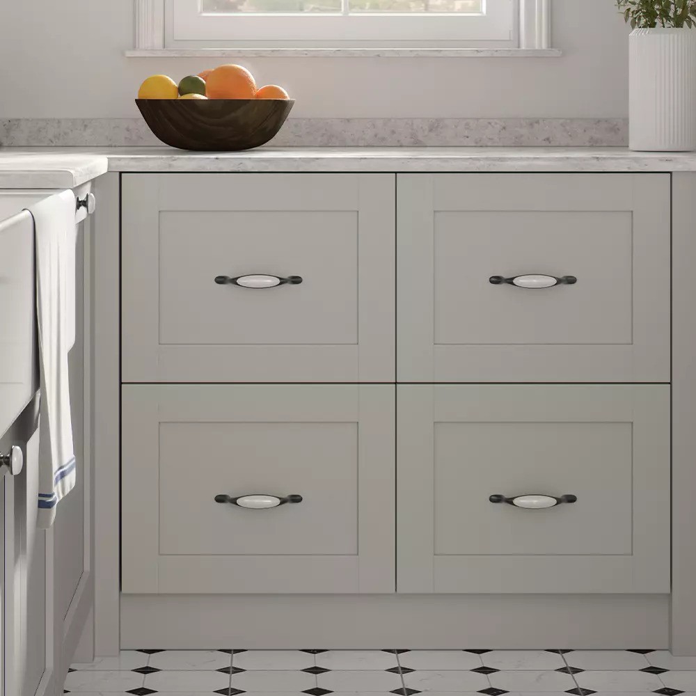 traditional shaker door