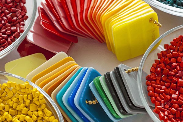Acrylic samples with varying colours and thicknesses